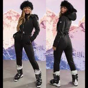 💥CHIC & SEXY💥REVOLVE ASOS Ski Fitted Belted Ski Suit with fur Trimmed Hood